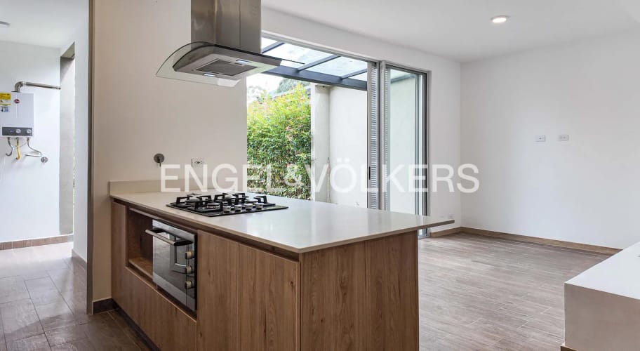 Casa de 3 alcobas en venta en Lomitas, La Ceja, 121 m² · foto 2 de 19