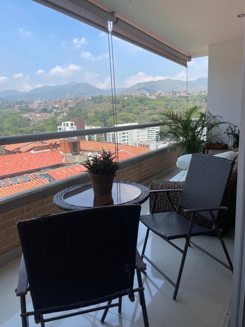 Apartamento de 3 alcobas en venta en Santa Teresita, Cali, 145 m² · foto 2 de 23