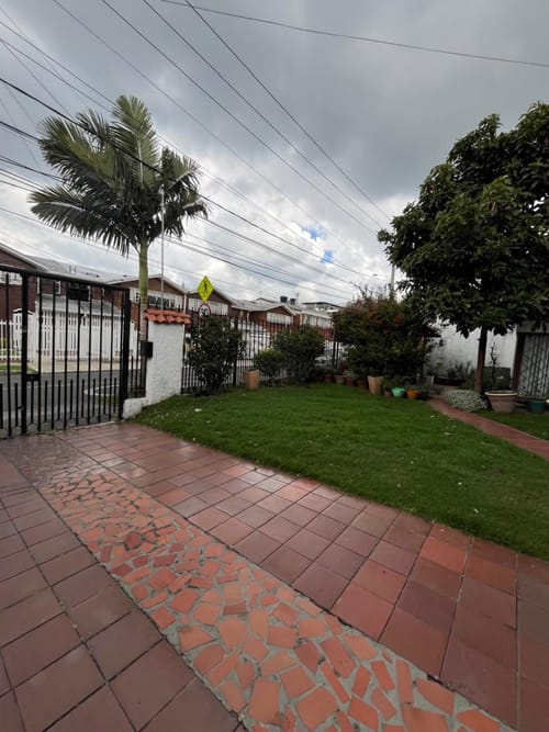 Casa de 3 alcobas en venta en El Batán, Bogotá, 300 m² · foto 4 de 22