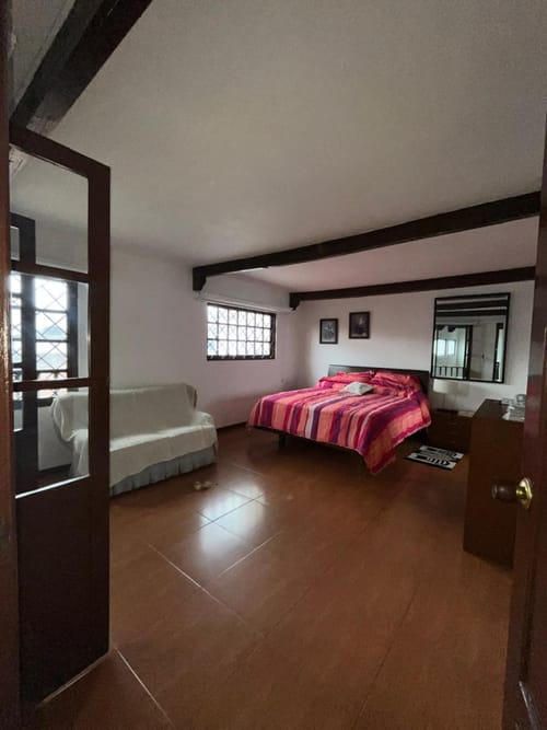 Casa de 3 alcobas en venta en El Batán, Bogotá, 300 m² · foto 18 de 22