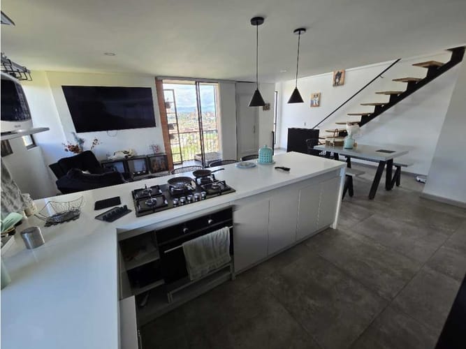 Apartamento de 2 alcobas en venta en Centro, Rionegro, 78 m² · foto 4 de 18
