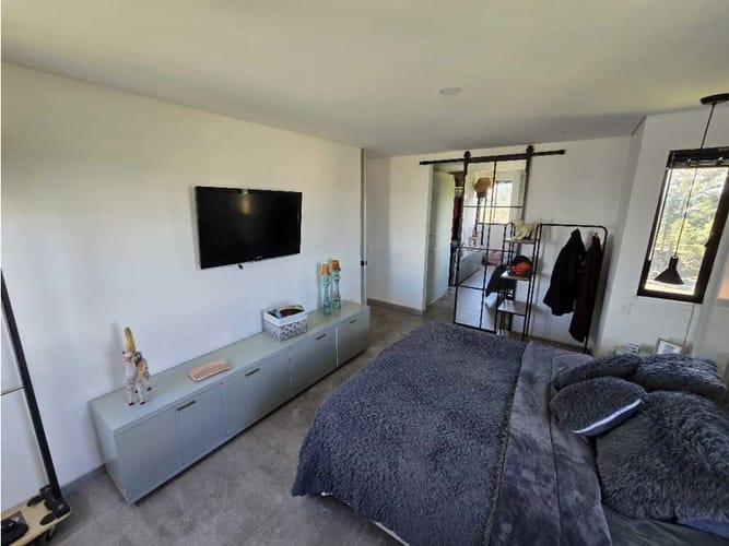 Apartamento de 2 alcobas en venta en Centro, Rionegro, 78 m² · foto 8 de 18