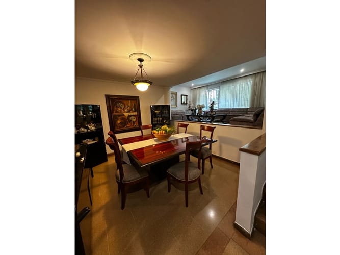Casa de 3 alcobas en venta en San Lucas, Medellín, 229 m² · foto 7 de 24
