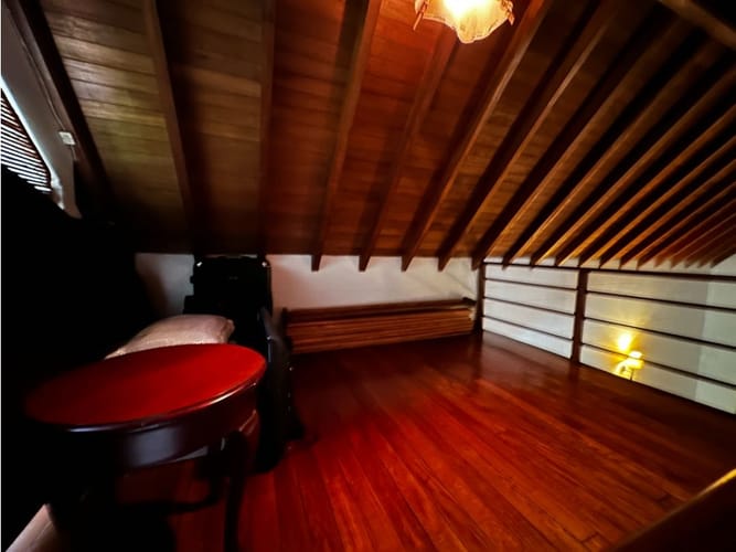Casa de 3 alcobas en venta en San Lucas, Medellín, 229 m² · foto 16 de 24