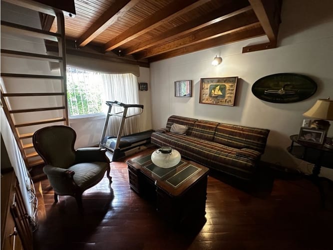 Casa de 3 alcobas en venta en San Lucas, Medellín, 229 m² · foto 19 de 24