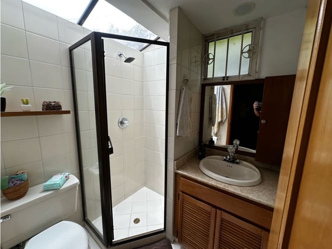Casa de 3 alcobas en venta en San Lucas, Medellín, 229 m² · foto 21 de 24
