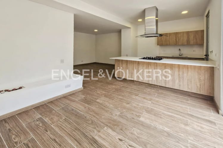 Casa de 3 alcobas en venta en La Ceja, 137 m² · foto 2 de 21