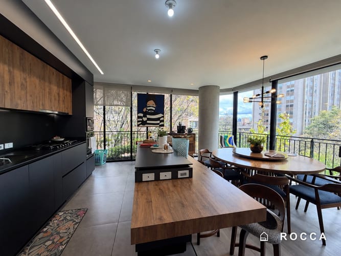 Apartamento de 3 alcobas en arriendo en La Cabrera, Bogotá, 202 m² · foto 2 de 8