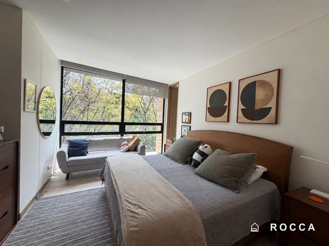 Apartamento de 3 alcobas en arriendo en La Cabrera, Bogotá, 202 m² · foto 3 de 8