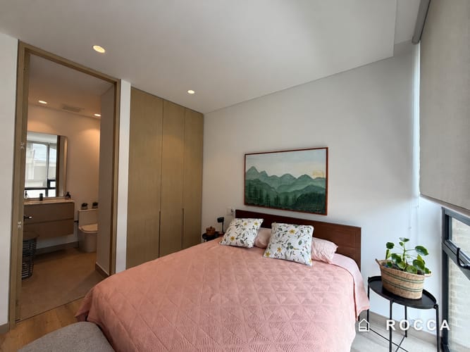 Apartamento de 3 alcobas en arriendo en La Cabrera, Bogotá, 202 m² · foto 6 de 8