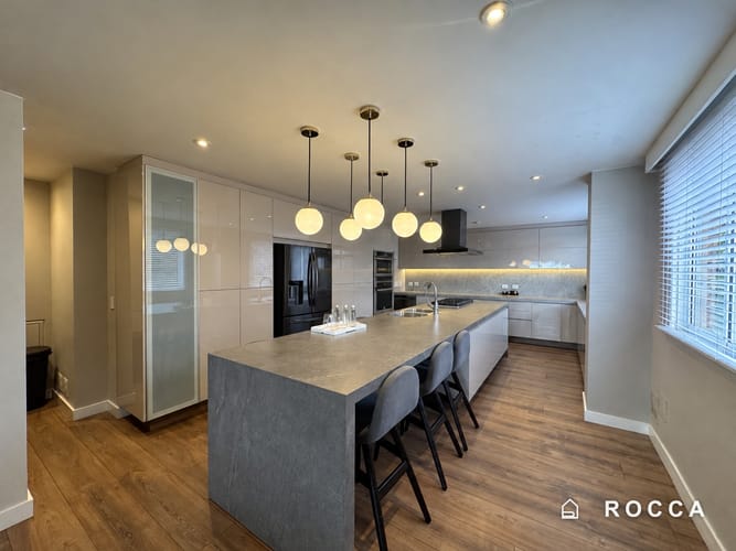 Apartamento de 3 alcobas en venta en Los Rosales, Bogotá, 735 m² · foto 7 de 24