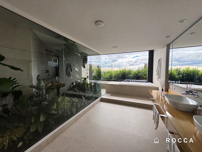 Apartamento de 3 alcobas en venta en Los Rosales, Bogotá, 735 m² · foto 21 de 24