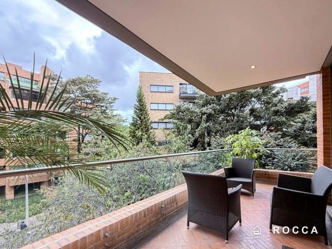 Apartamento de 4 alcobas en venta en La Cabrera, Bogotá, 387 m² · foto 4 de 19