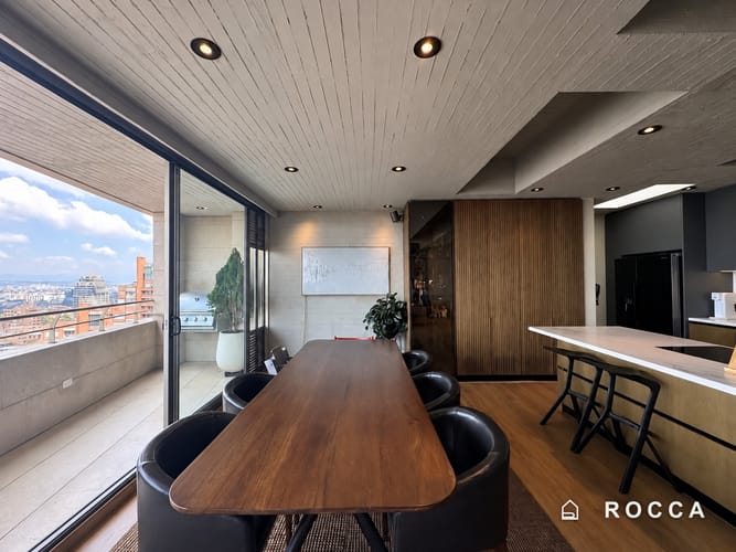 Apartamento de 2 alcobas en venta en Los Rosales, Bogotá, 157 m² · foto 7 de 24