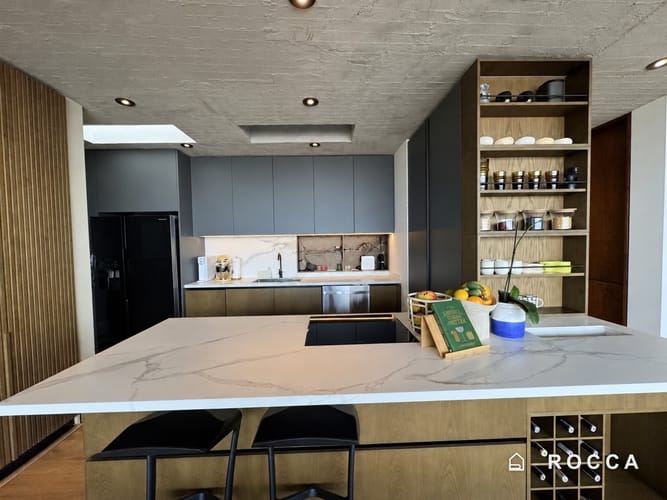 Apartamento de 2 alcobas en venta en Los Rosales, Bogotá, 157 m² · foto 8 de 24