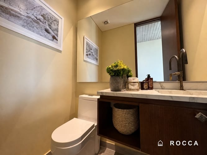 Apartamento de 2 alcobas en venta en Los Rosales, Bogotá, 157 m² · foto 11 de 24