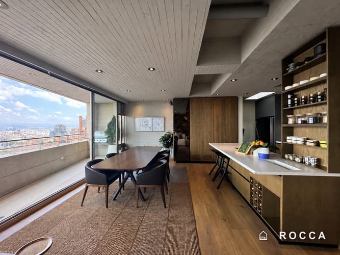 Apartamento de 2 alcobas en venta en Los Rosales, Bogotá, 157 m² · foto 14 de 24