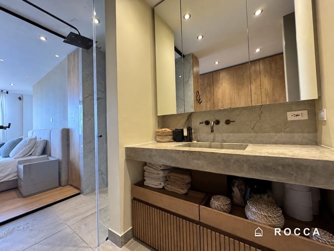 Apartamento de 2 alcobas en venta en Los Rosales, Bogotá, 157 m² · foto 20 de 24