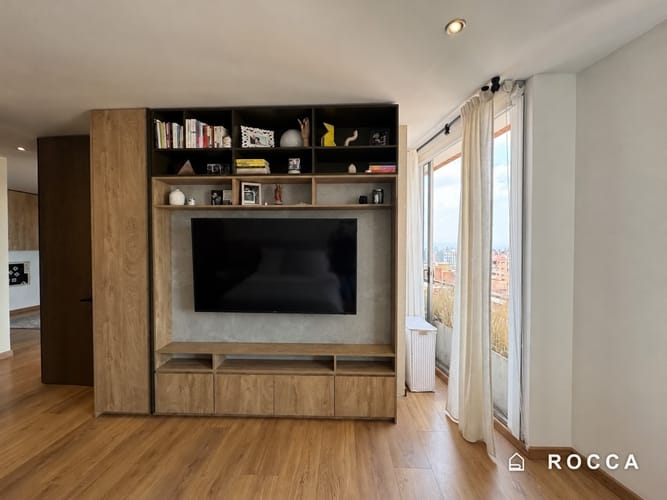 Apartamento de 2 alcobas en venta en Los Rosales, Bogotá, 157 m² · foto 22 de 24