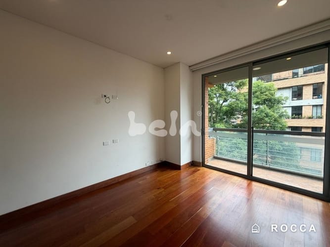 Apartamento de 3 alcobas en venta en La Cabrera, Bogotá, 259 m² · foto 8 de 17