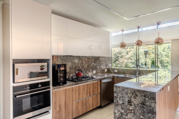 Apartamento de 3 alcobas en arriendo en Colina Campestre, Bogotá, 222 m² · foto 6 de 18
