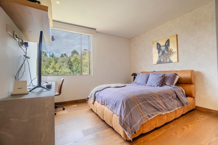 Apartamento de 3 alcobas en arriendo en Colina Campestre, Bogotá, 222 m² · foto 12 de 18