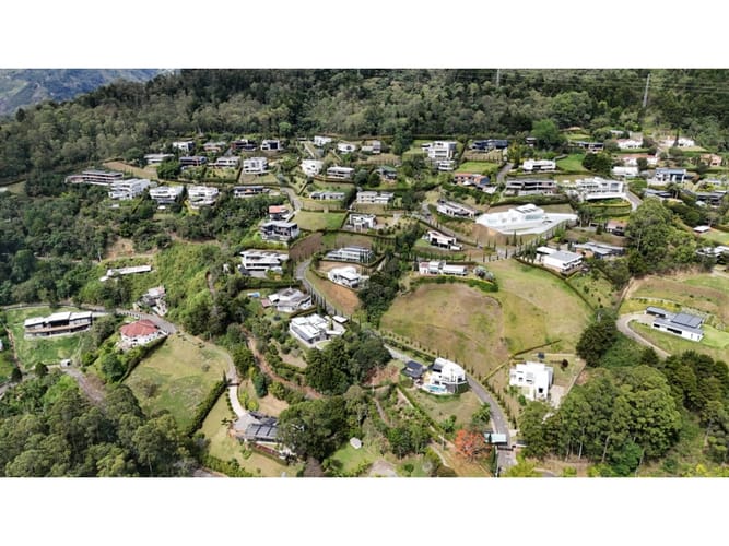 Lote en venta en Las Palmas, Medellín, 1600 m² · foto 7 de 10