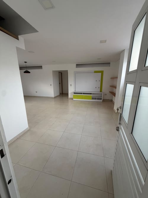 Apartamento de 2 alcobas en arriendo en El Ingenio, Cali, 70 m² · foto 2 de 11