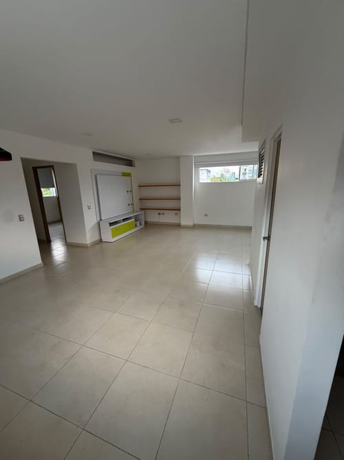 Apartamento de 2 alcobas en arriendo en El Ingenio, Cali, 70 m² · foto 4 de 11