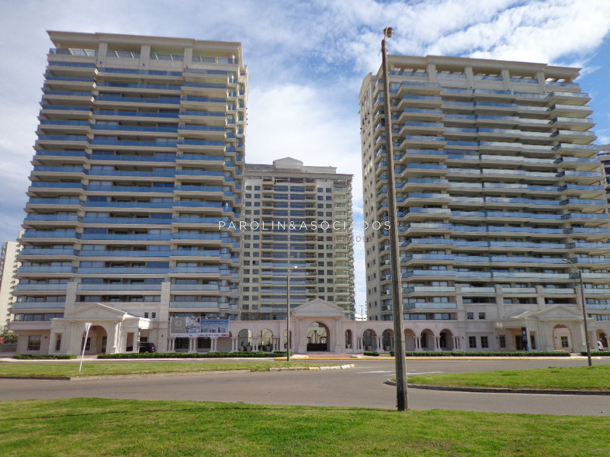 Apartamento en venta en Playa Brava