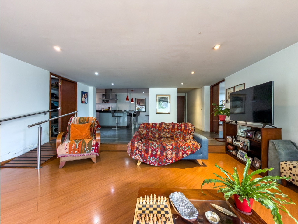 Apartamento en venta en Chicó Alto, Bogotá · foto 8 de 24