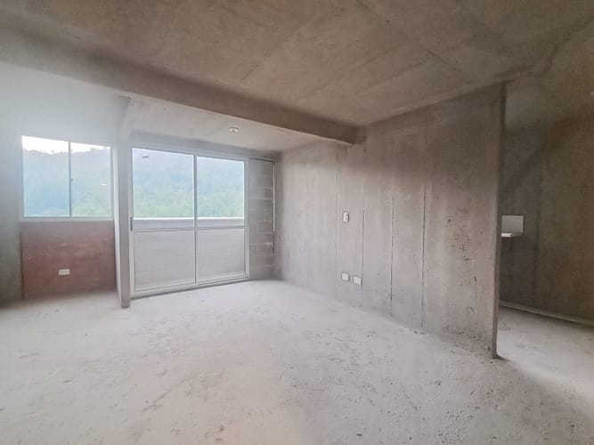 Apartamento de 2 alcobas en venta en Bucaros, Bello, 52 m² · foto 3 de 16