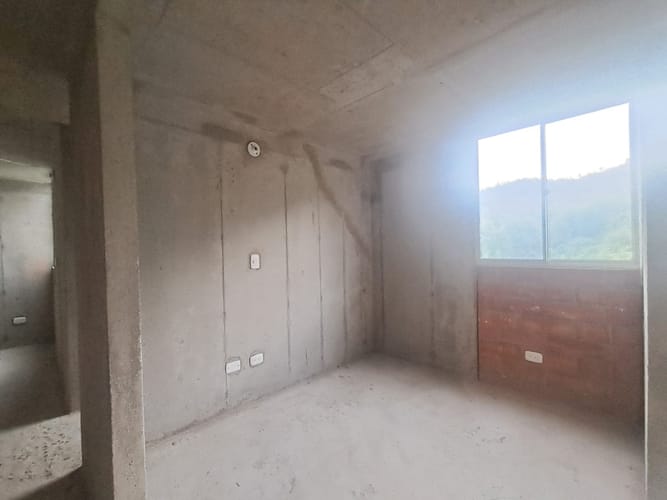 Apartamento de 2 alcobas en venta en Bucaros, Bello, 52 m² · foto 15 de 16