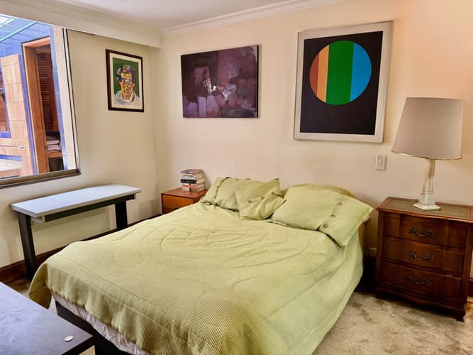 Apartamento de 3 alcobas en venta en Los Rosales, Bogotá, 210 m² · foto 9 de 21