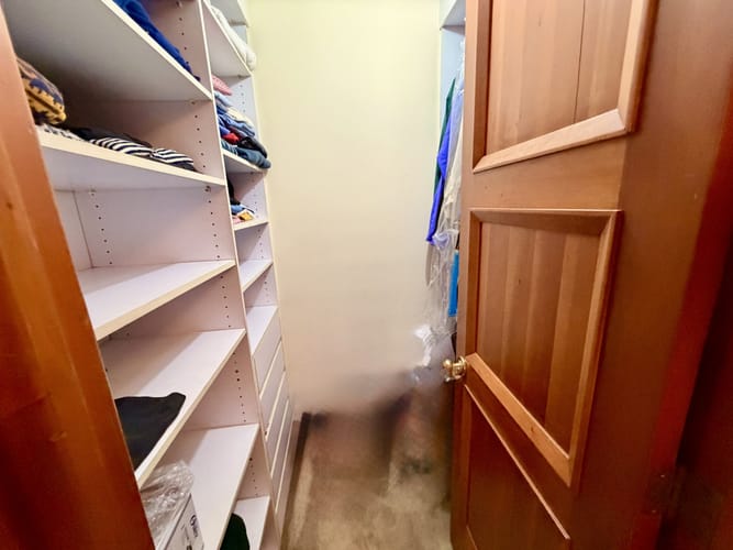 Apartamento de 3 alcobas en venta en Los Rosales, Bogotá, 210 m² · foto 14 de 21