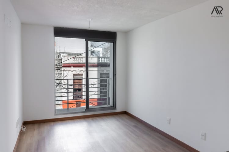 Alquiler de apartamento de 1 dormitorio en Barrio Sur. Con terraza y patio! A estrenar! · Photo 8