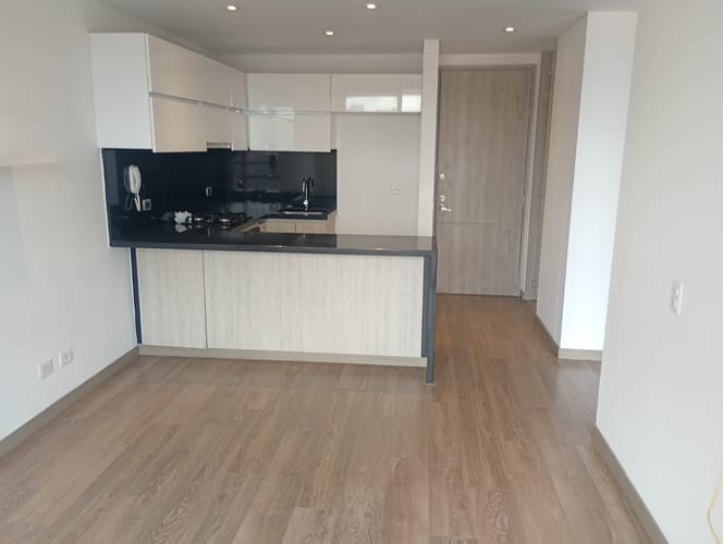 Apartaestudio en venta en Colina Campestre, Bogotá, 43 m² · foto 2 de 24