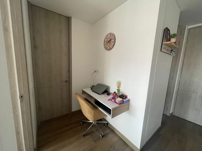 Apartaestudio en venta en Colina Campestre, Bogotá, 43 m² · foto 11 de 24