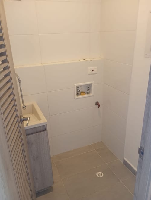 Apartaestudio en venta en Colina Campestre, Bogotá, 43 m² · foto 12 de 24