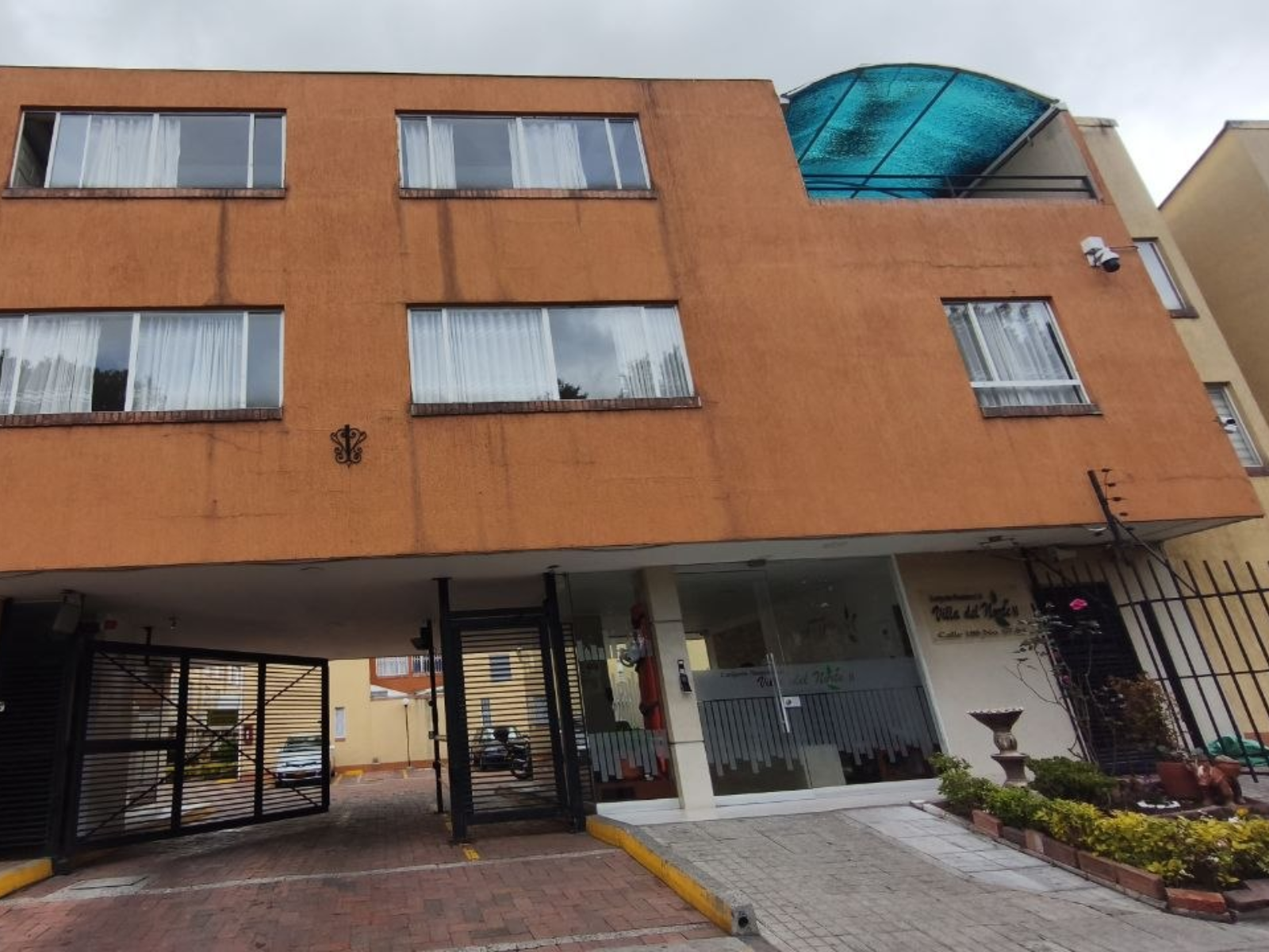 Casa en venta en Lagos De Torca, Bogotá · foto 3 de 22