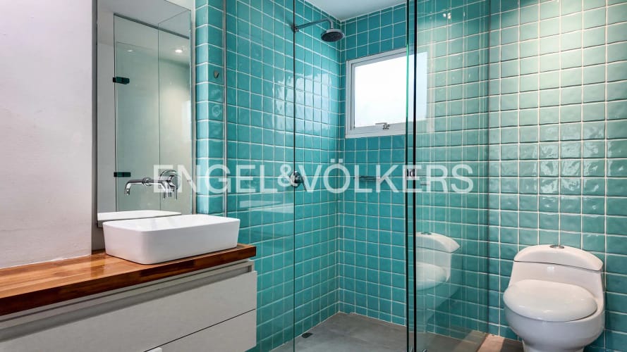 Apartamento de 3 alcobas en arriendo en Bolivariana, Medellín, 156 m² · foto 8 de 13