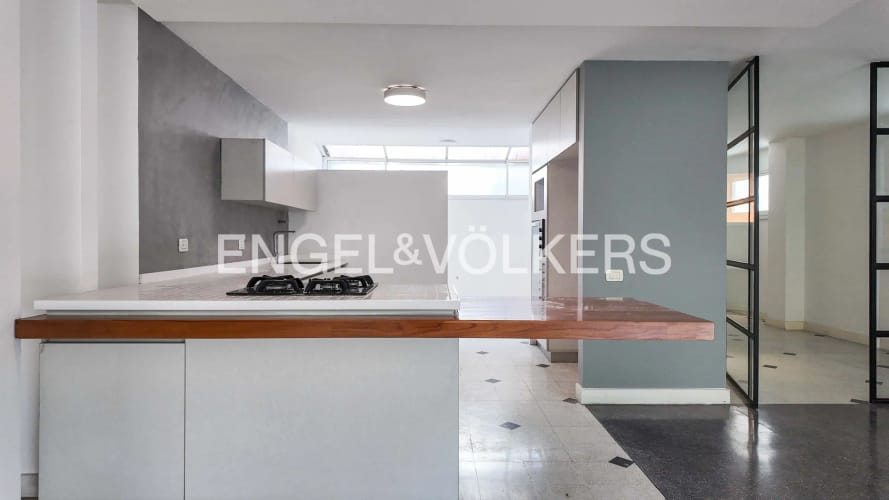 Apartamento de 3 alcobas en arriendo en Bolivariana, Medellín, 156 m² · foto 6 de 13