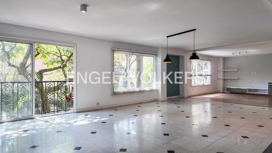 Apartamento de 3 alcobas en arriendo en Bolivariana, Medellín, 156 m² · foto 3 de 13