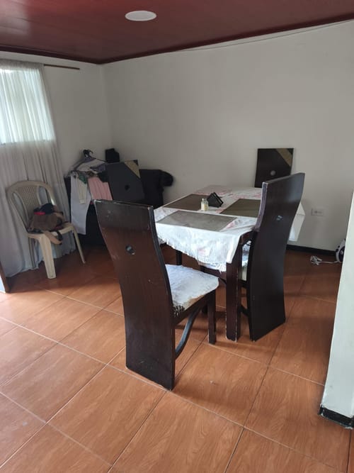 Casa de 5 alcobas en venta en La Gaitana, Bogotá, 135 m² · foto 3 de 5
