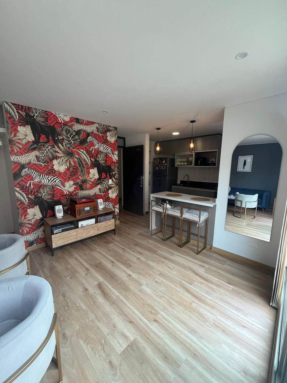 Apartamento en arriendo en Cedritos, Bogotá · foto 3 de 18