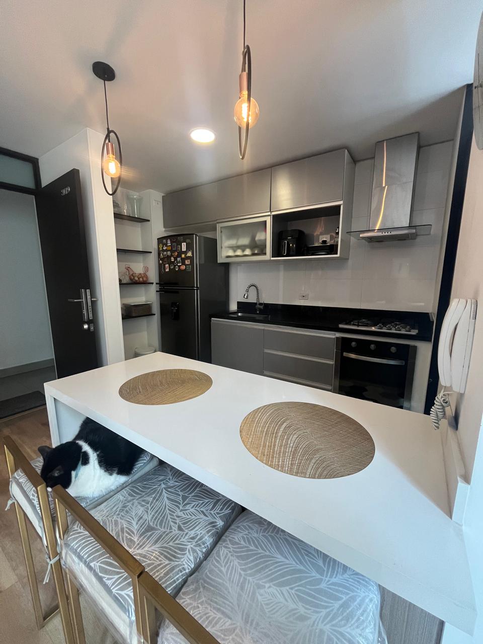 Apartamento en arriendo en Cedritos, Bogotá · foto 4 de 18