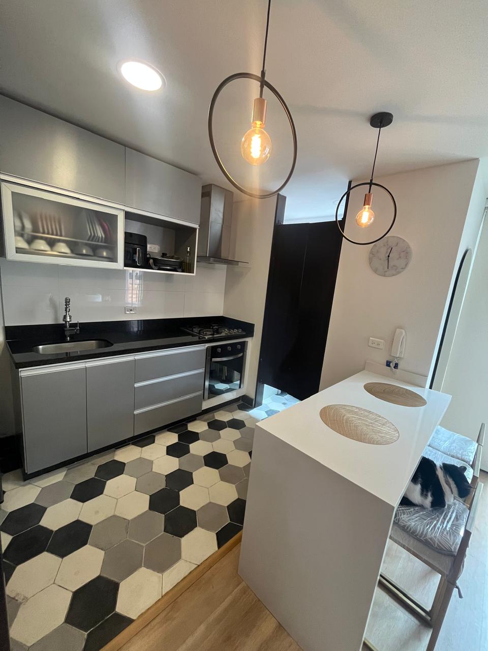 Apartamento en arriendo en Cedritos, Bogotá · foto 5 de 18