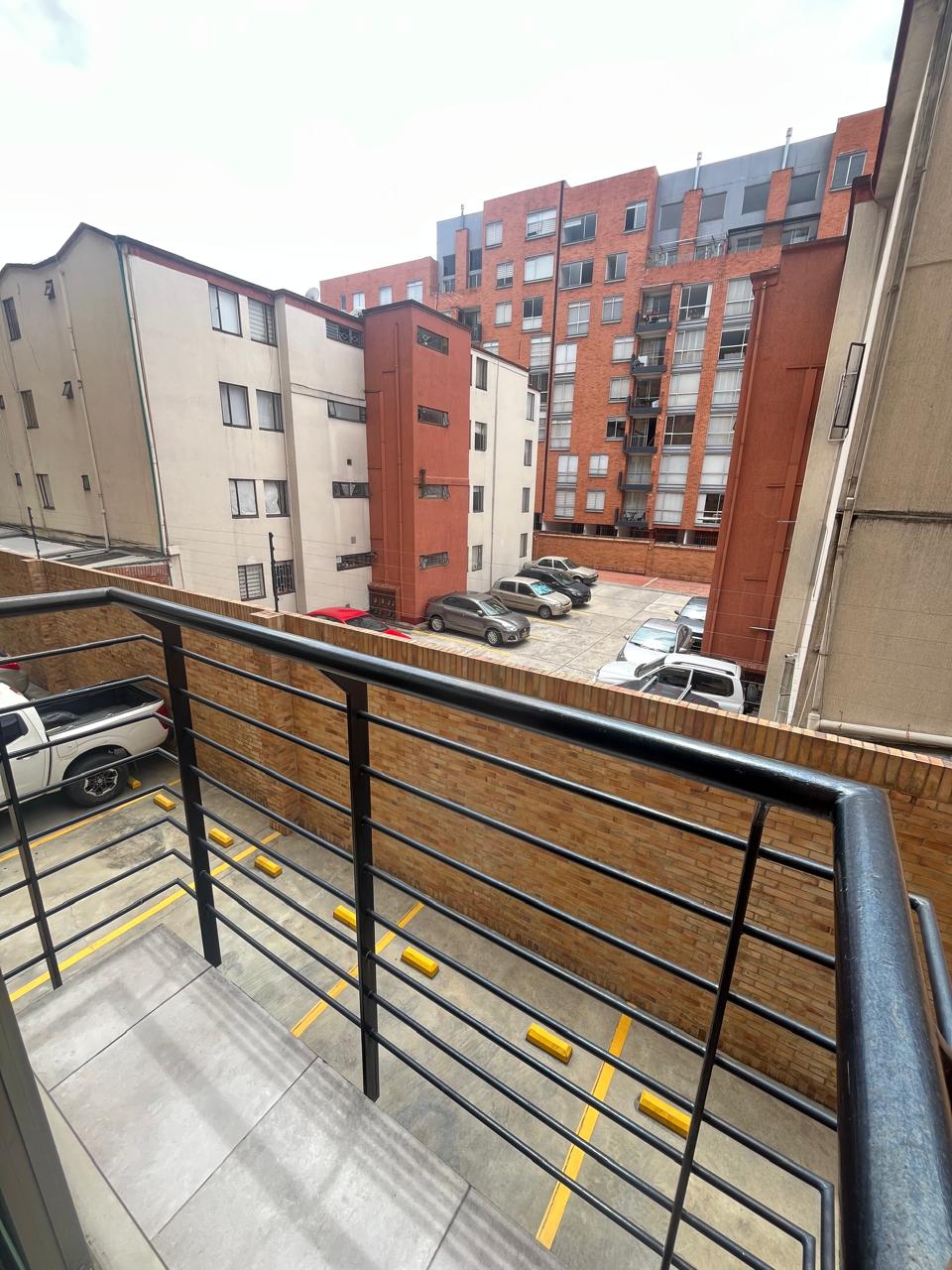 Apartamento en arriendo en Cedritos, Bogotá · foto 7 de 18