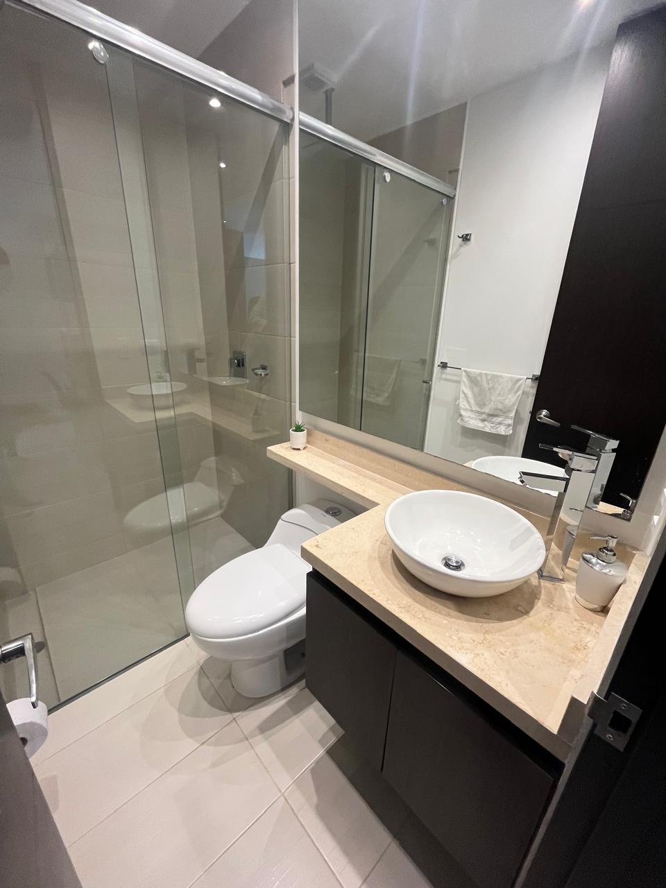 Apartamento en arriendo en Cedritos, Bogotá · foto 10 de 18