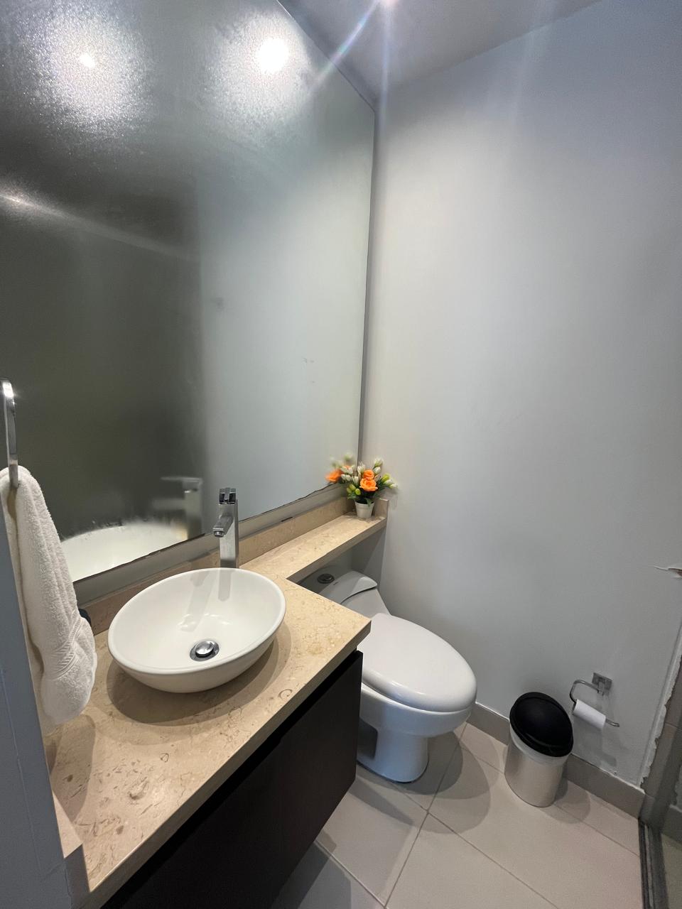 Apartamento en arriendo en Cedritos, Bogotá · foto 17 de 18